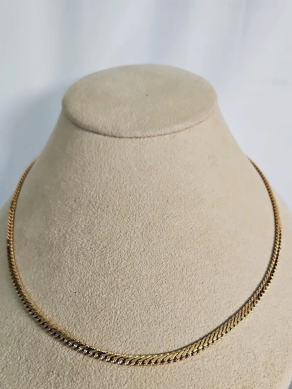Napier Fox Chain Necklace in Gold Like New